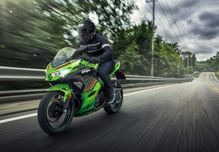Kawasaki Ninja 400 Precio y características de la moto deportiva