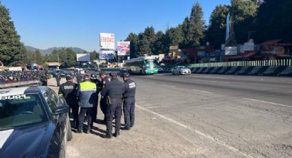 Autopista México-Toluca: Bloqueo de Comuneros genera caos vial