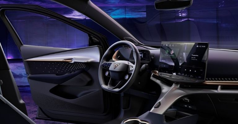 Interior de la Cupra Tavascan 2024