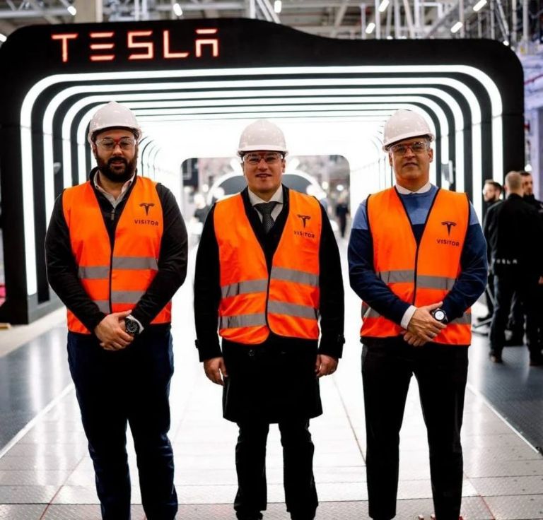 Samuel García ve más cerca el boom económico en Nuevo León por la Gigafactory de Tesla