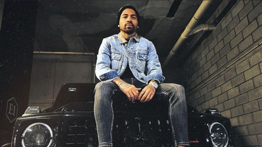 La camioneta Mercedes que maneja Javier Aquino, el futbolista de los Tigres