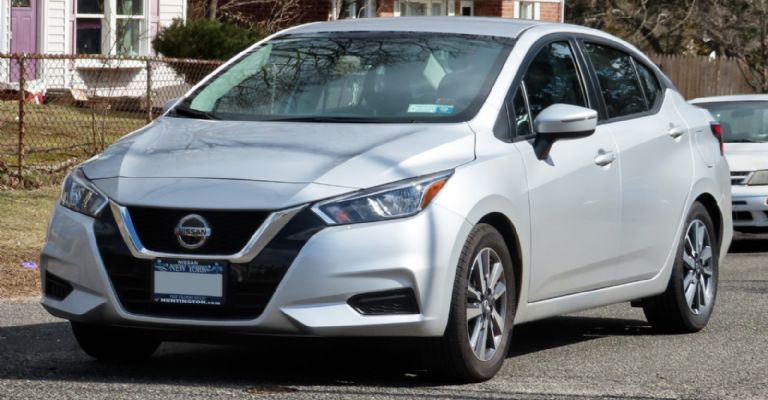 Nissan Versa