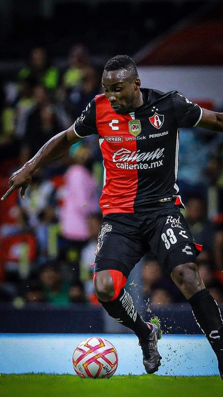 Cuánto cuesta Julián Quiñones