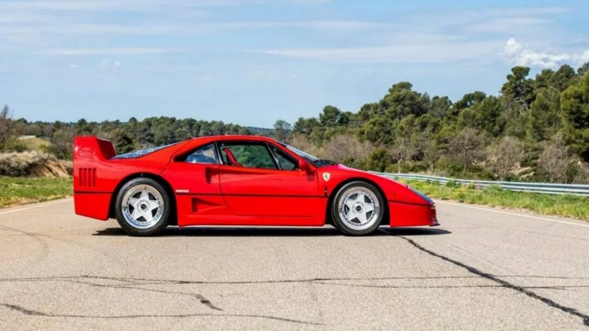 Un Ferrari F40 firmado y del mismo piloto Alain Prost podrá ser tuyo