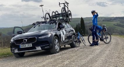 El Movistar Team ocupa autos Volvo para sus carreras ciclistas como el Giro de Italia 2023