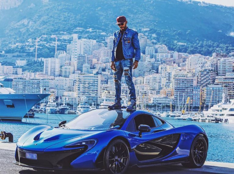 McLaren P1, Lewis Hamilton