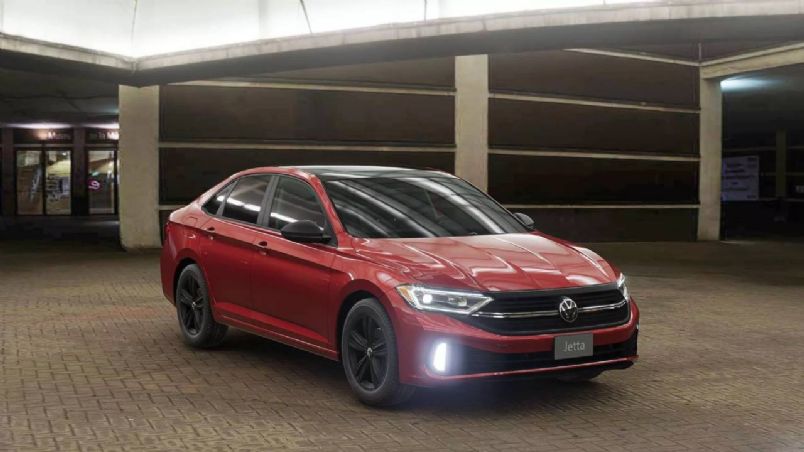 Jetta 2023 de Volkswagen en color rojo