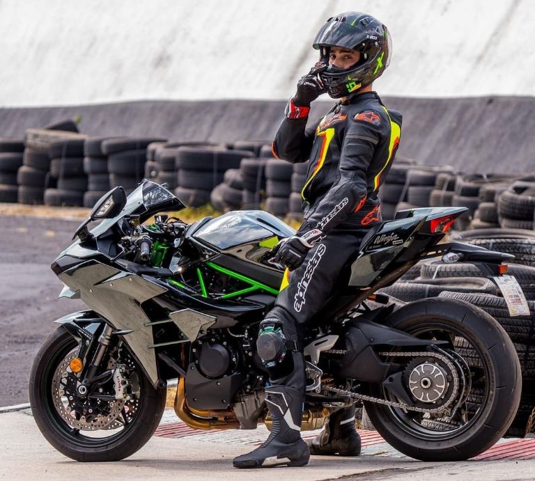 Kawasaki H2 La motocicleta más veloz de Berth-Oh