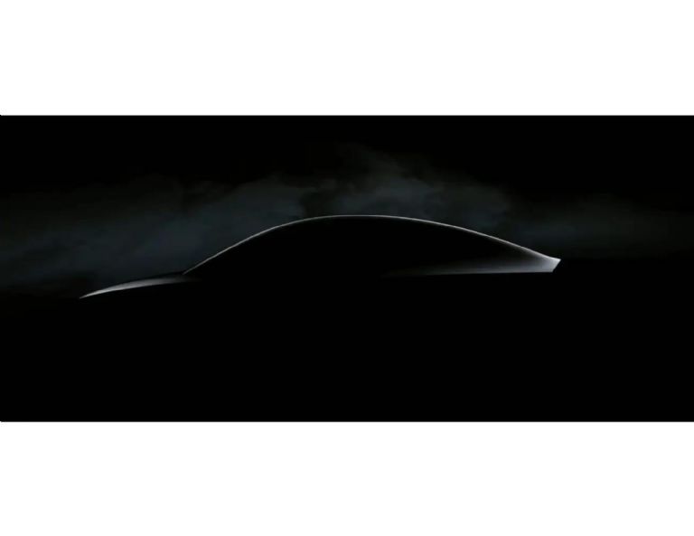 Elon Musk dice que ya está en construcción el auto eléctrico