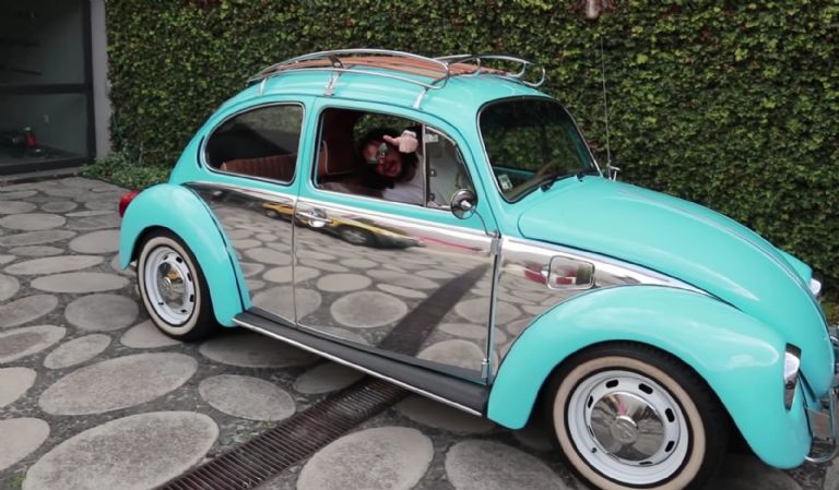 Cuántos vochos ha tenido Luisito Comunica