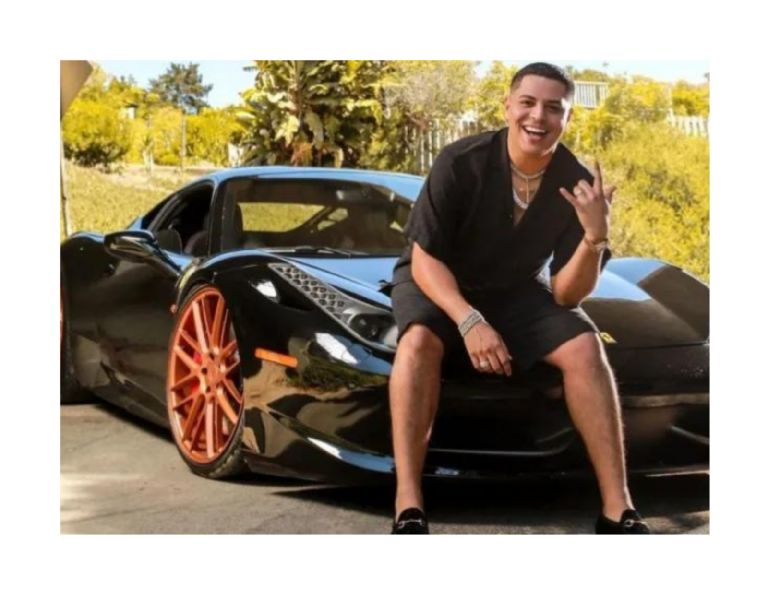 Estos son los autos lujosos que tuvo Eduin Caz de Grupo Firme, Ferrari, Eduin Caz