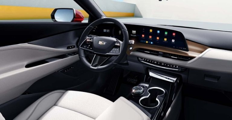 Interior de la Cadillac GT4