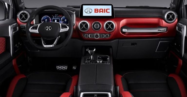 Interior de la BAIC BJ40