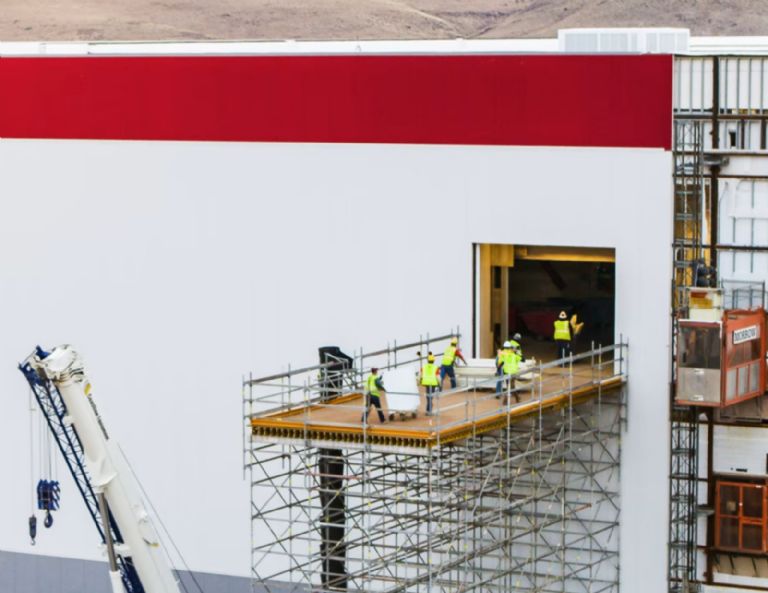¿Cuándo empieza la construcción de la planta de Tesla en México