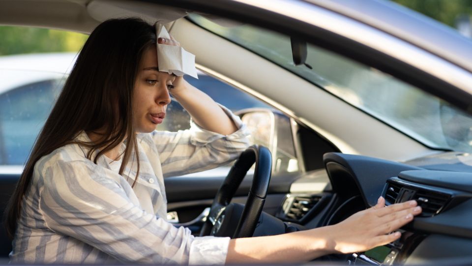 ¡Prepárate para soportar el calor en tu auto siguiendo estos tips!