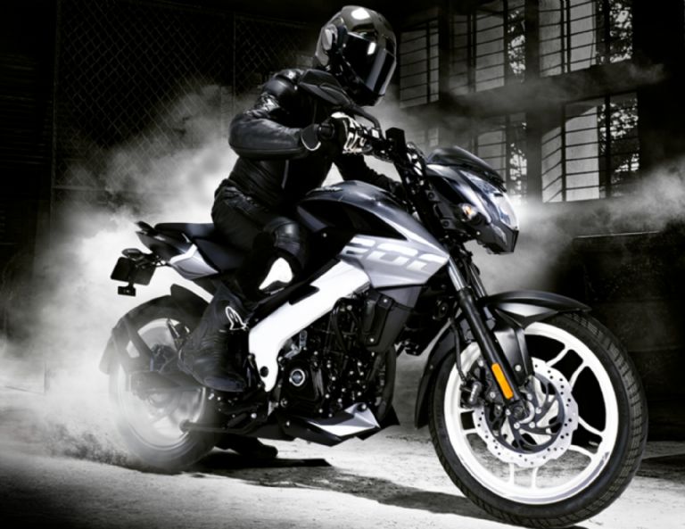 Modelos de motocicletas que están en oferta en Coppel por el Día del Padre