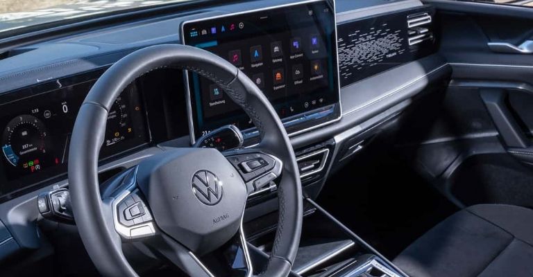 Interior de la Volkswagen Tiguan 2024