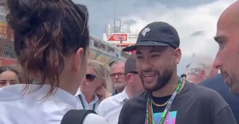 Neymar y Rosalía en el GP de España