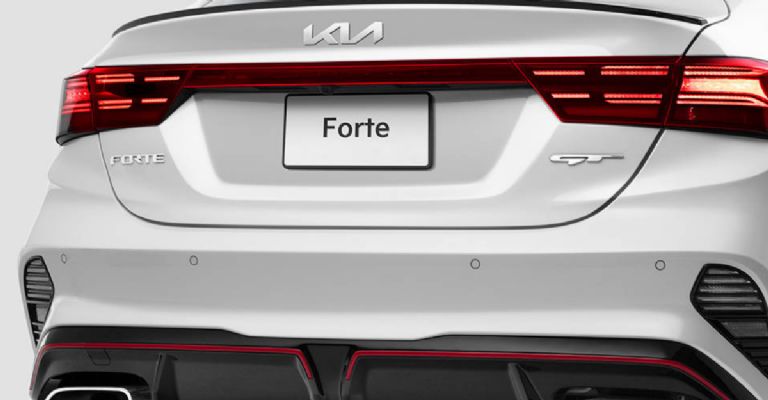 Kia Forte Sedán 