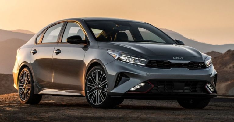 Kia Forte Sedán 2023