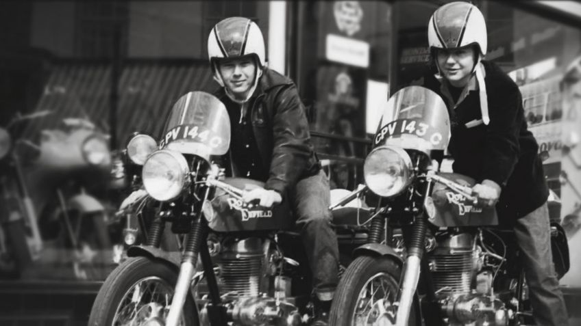 ¿Qué relación tiene Royal Enfield con la Primera Guerra Mundial y cuál es su modelo más icónico?