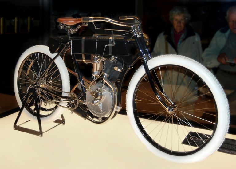 Harley Davidson Cuál es su moto más antigua