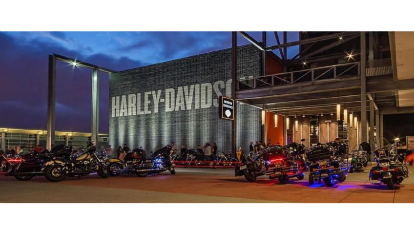 ¿Cuál es la moto más antigua y que inició con la historia de Harley Davidson?