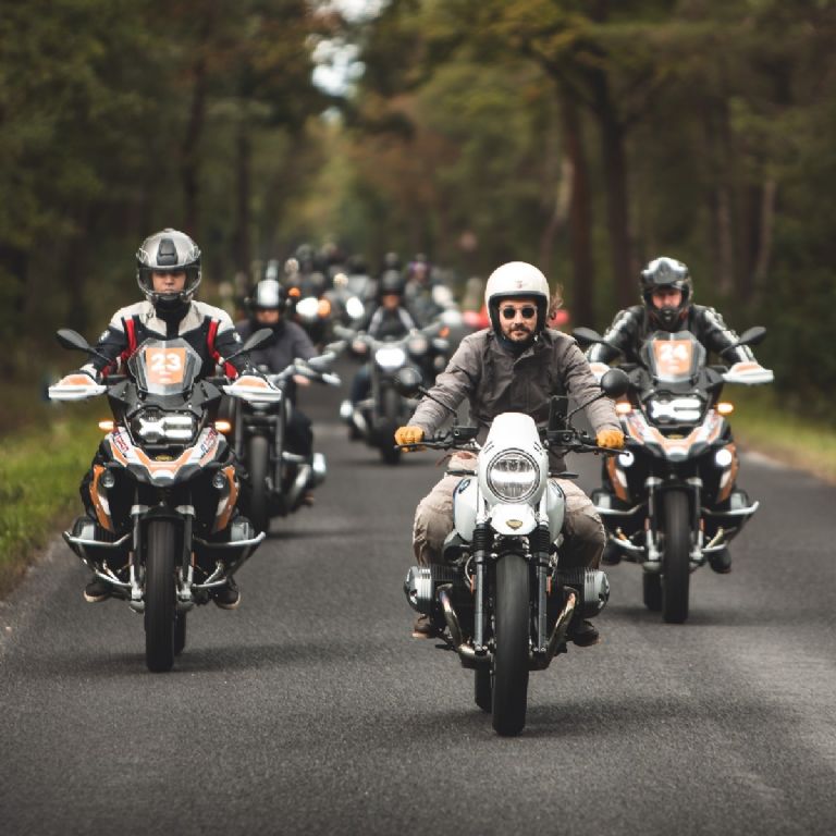 5 beneficios por andar en moto