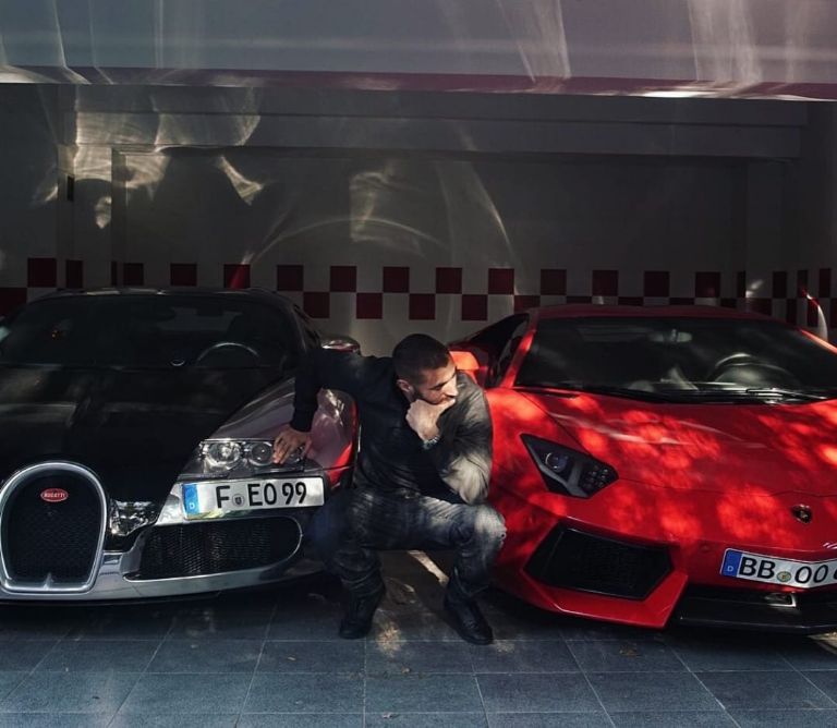 Estos autos tenía Karim Benzema en el Real Madrid