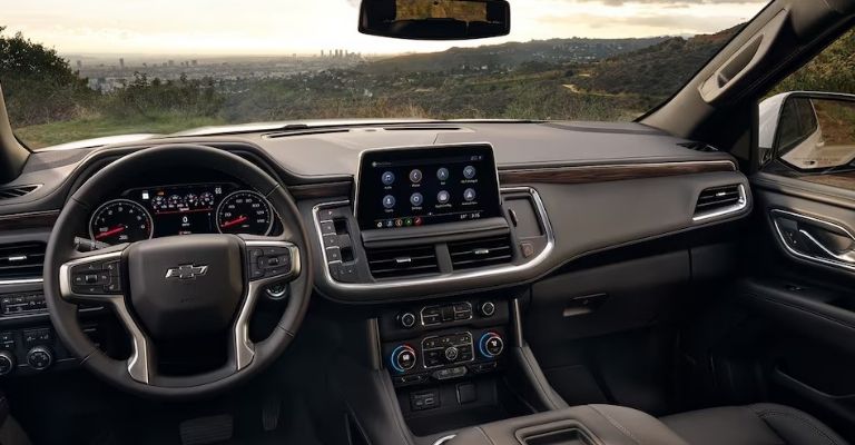 Interior de la Chevrolet Tahoe 2023