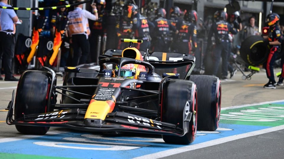 El asiento de 'Checo' está en el alambre.