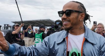 Lewis Hamilton fue captado descansando en un yate en Ibiza con Eiza González