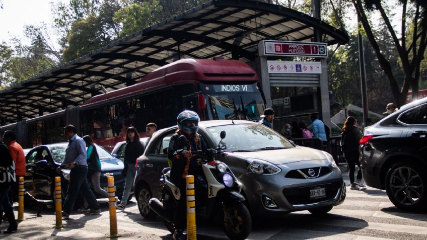 ¿Cómo enfriar el auto sin aire acondicionado? Trucos para no gastar gasolina