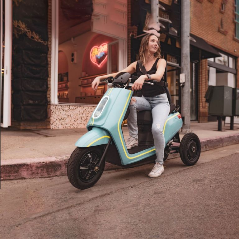 Características del scooter eléctrico Xoto