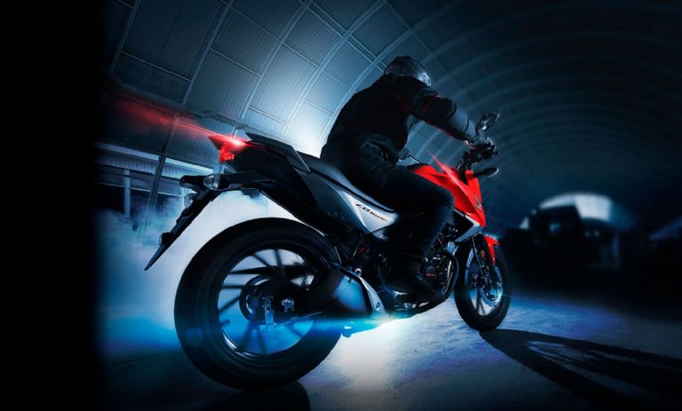 Honda CBF160 Invicta Carcaterísticas, precio, especificaciones