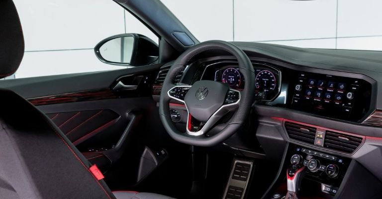 Interior del Volkswagen Jetta GLI de 40 aniversario