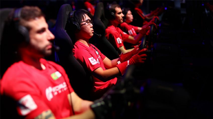 ¡Ojo, gamer! ¿Cómo puedes aprender a manejar por videojuegos?