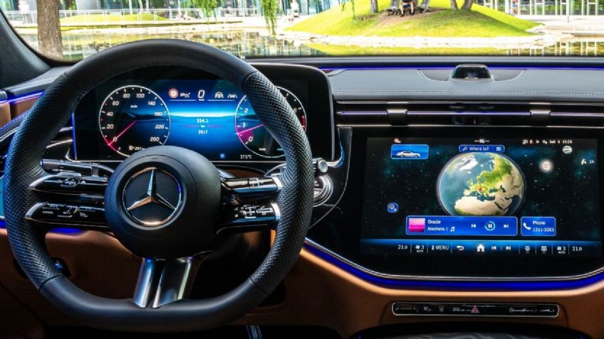 ¿Cuándo y cómo debes actualizar el software de auto?