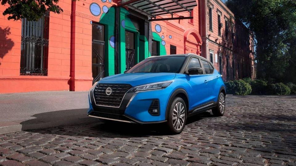 Nissan Kicks en color azul