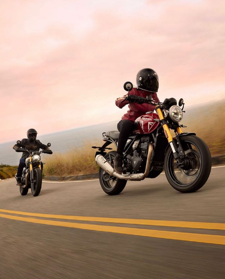 Cuánto aire llevan las llantas de moto para carretera