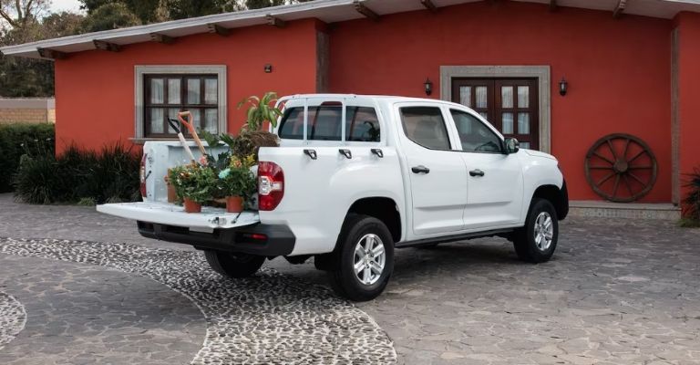 Hilux vs S10 Max