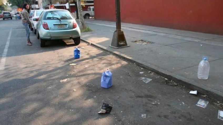 ¡Se le acabó el negocio al ‘viene viene’! Estas son las multas por apartar lugares en CDMX 2023