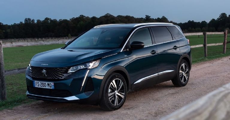 Peugeot 5008 2024 precios y versiones en México 