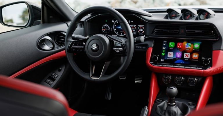 Motor e interior del Nissan Z 2023