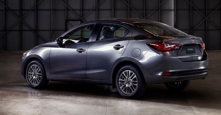 Mazda2 Sedán 2023