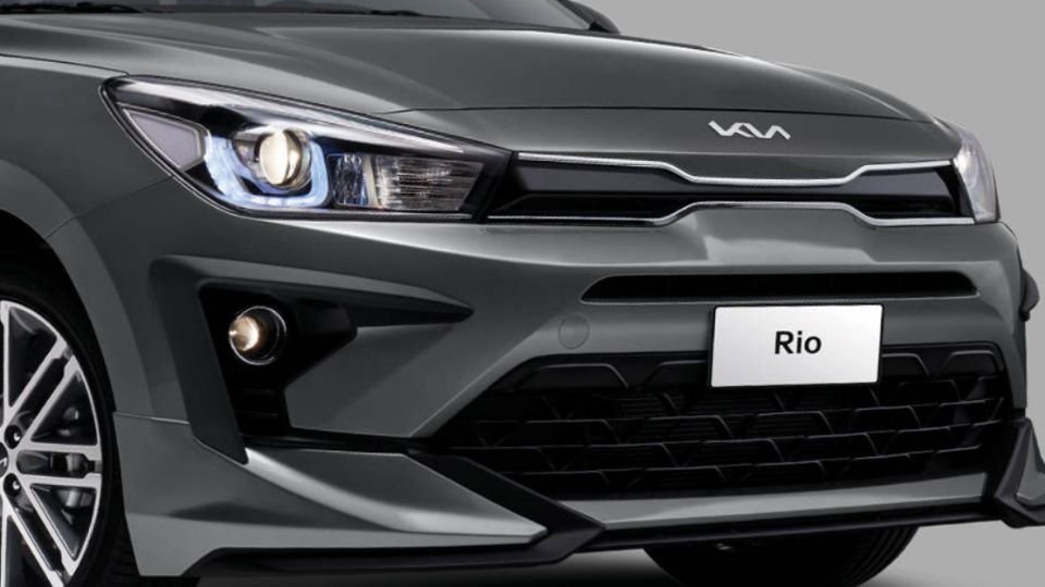 El Kia Rio Sedán 2023 cuenta con una motorización ideal para la ciudad.