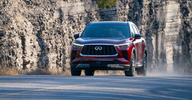 Diseño exterior y características de la Infiniti QX60 2023