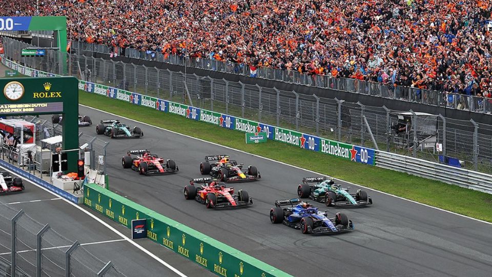 El GP de Países Bajos 2023 se celebró en el icónico circuito de Zandvoort.