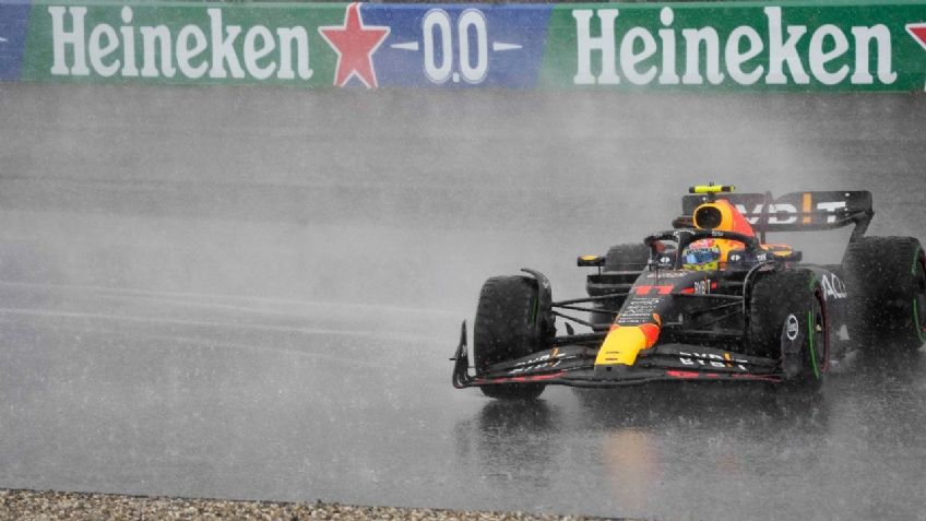 "Somos unos estúpidos"; 'Checo' carga contra su equipo por mala estrategia en GP de Países Bajos 2023