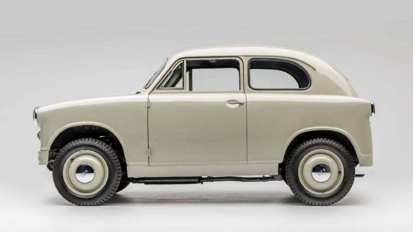 ¡Este fue el primer 'microcoche' de Suzuki! Se llamó Suzulight e inició su historia en la industria automotriz